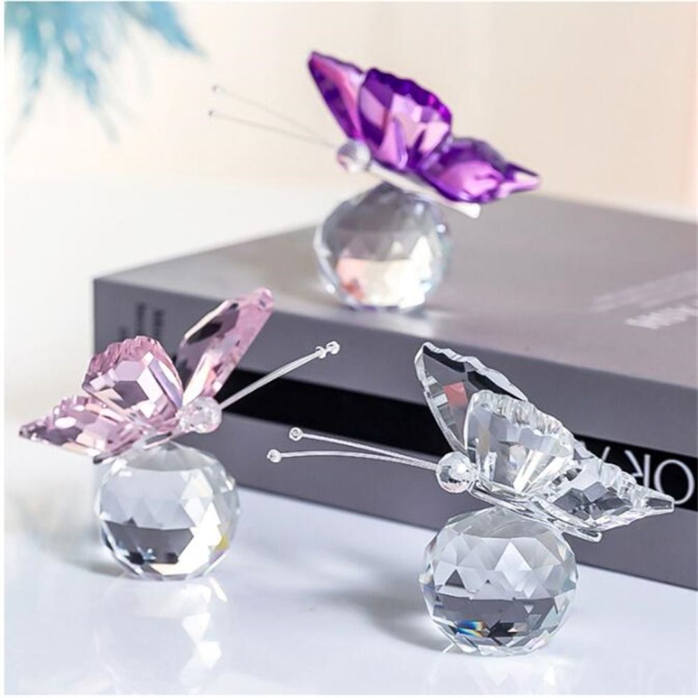 金属製の置物とボールの蝶,家の結婚式の装飾,ガラス製の工芸品 - Paper Weight Crystal のレビューと価格