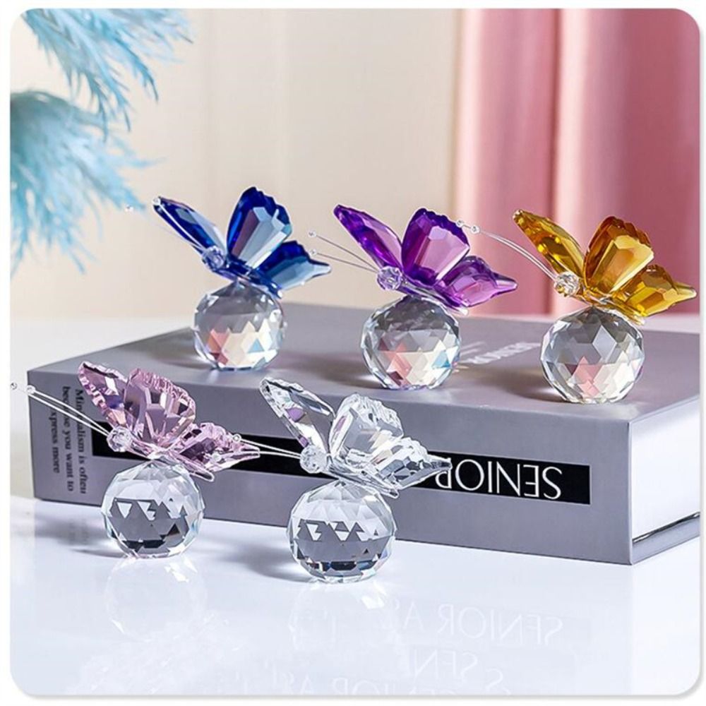 金属製の置物とボールの蝶,家の結婚式の装飾,ガラス製の工芸品 - Paper Weight Crystal のレビューと価格